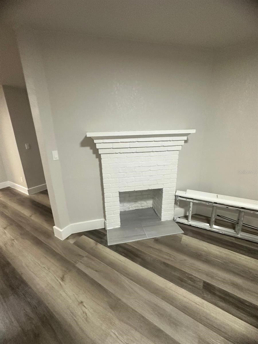 1150 Pippin St Property Photo 3