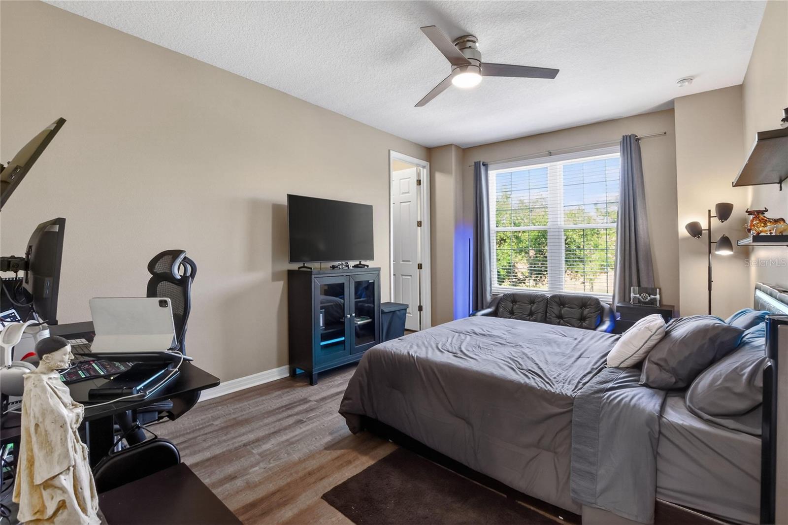 232 Magneta Loop Property Photo 65