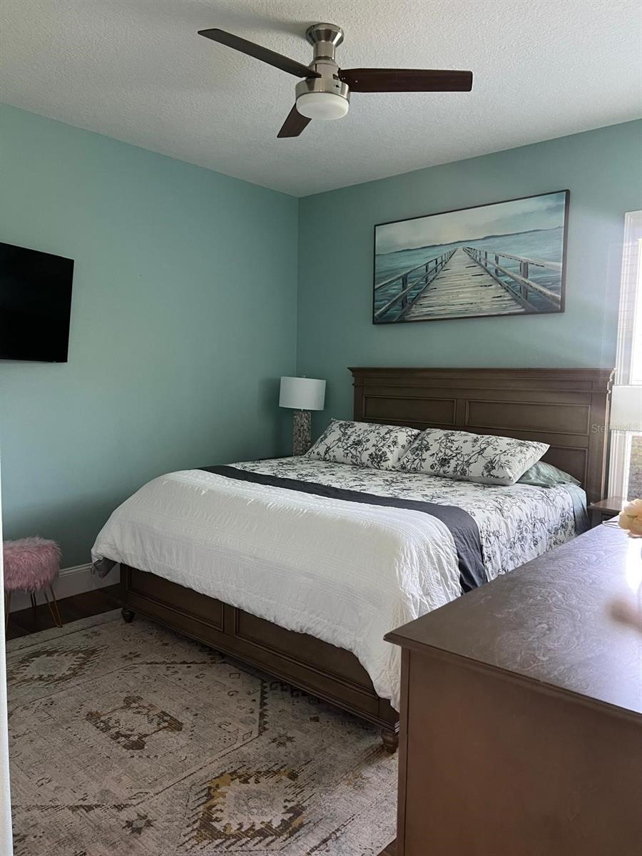 O6405156 Property Photo 11