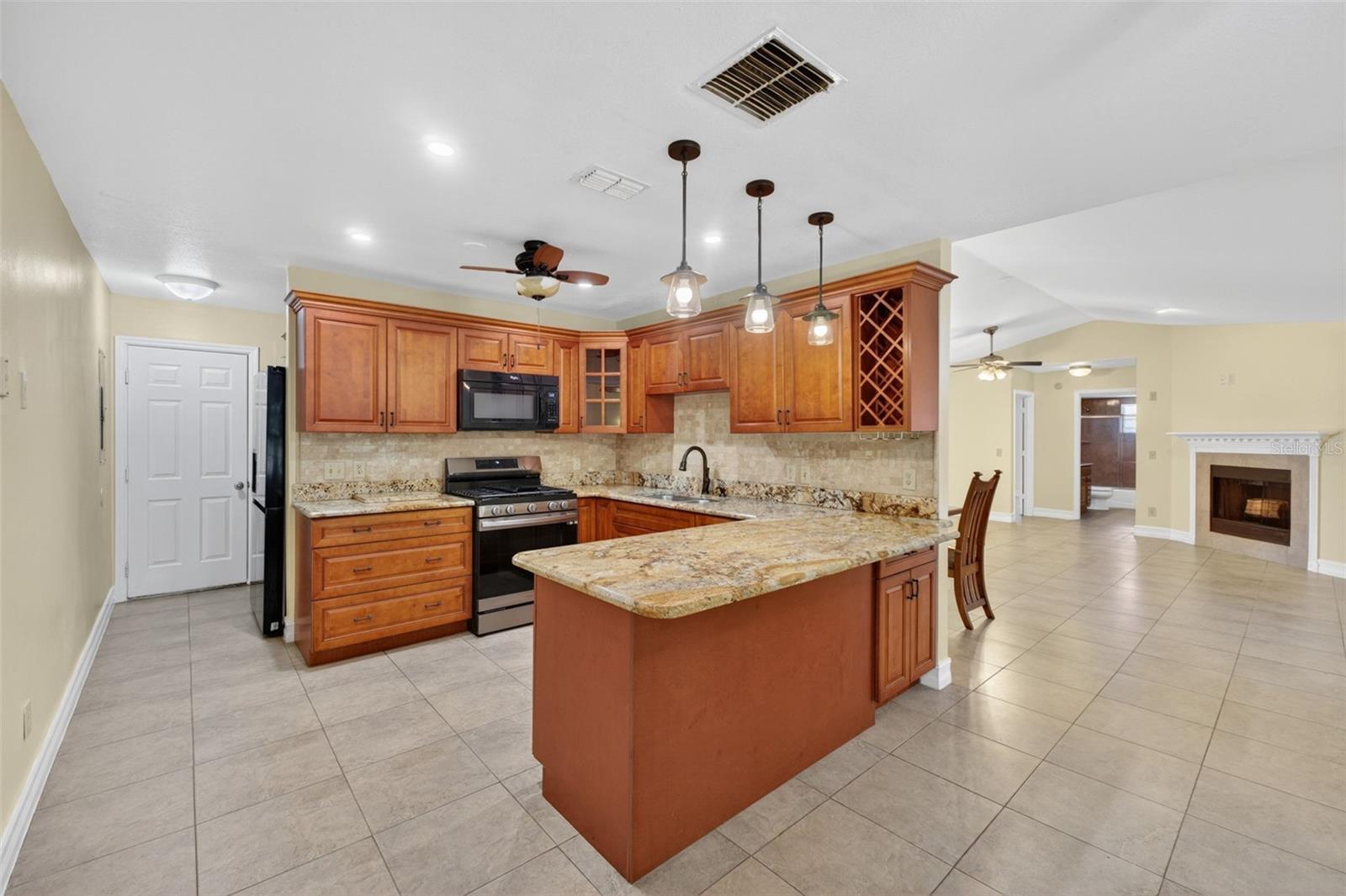 3633 Jericho Dr Property Photo 14