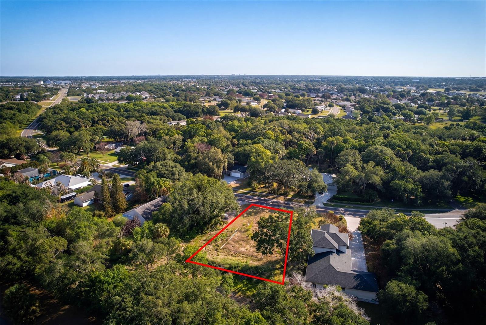 750 Riviera Dr Ne Property Photo 3