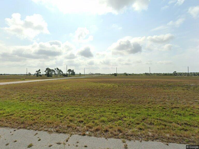 O6405221 Property Photo 1