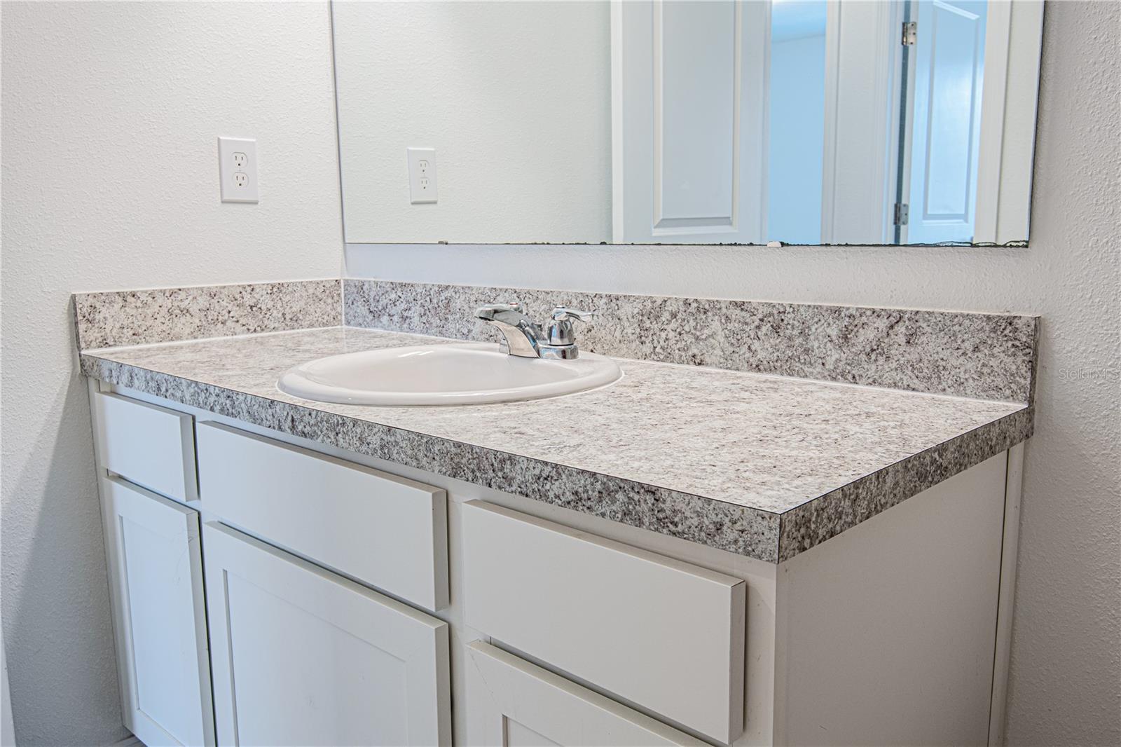 205 Mandovi St Property Photo 38