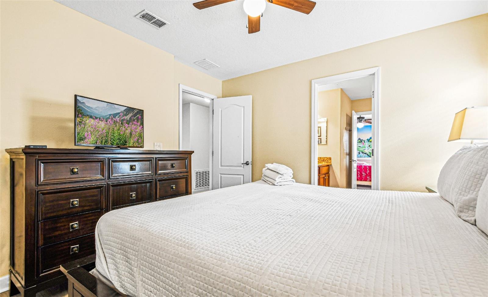 9026 Shadow Mountain St Property Photo 35