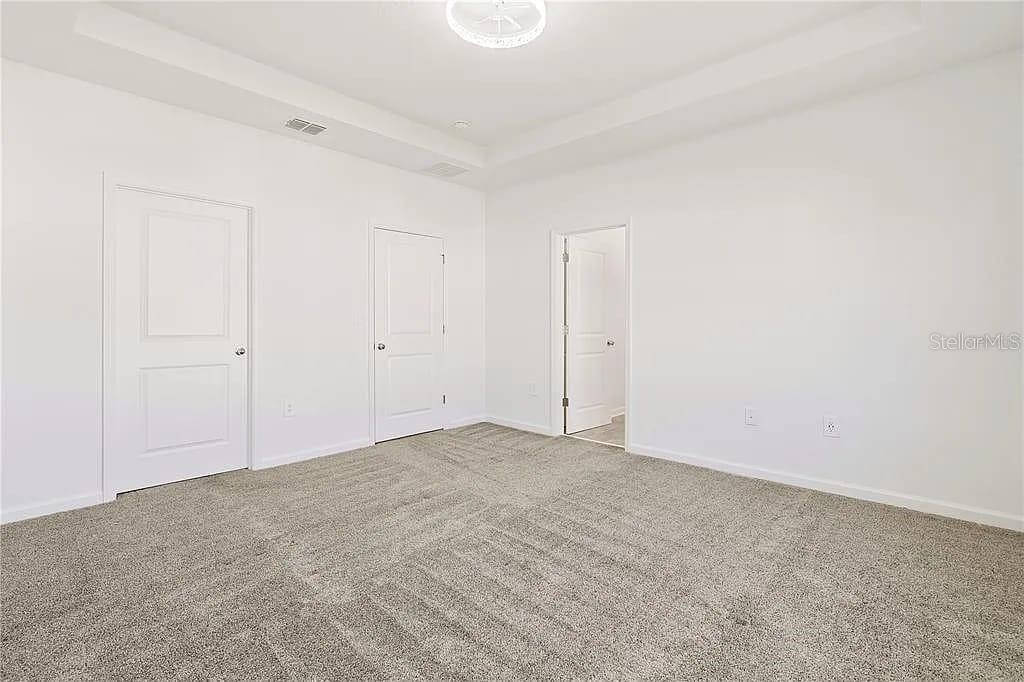 3334 Laurent Loop Property Photo 10