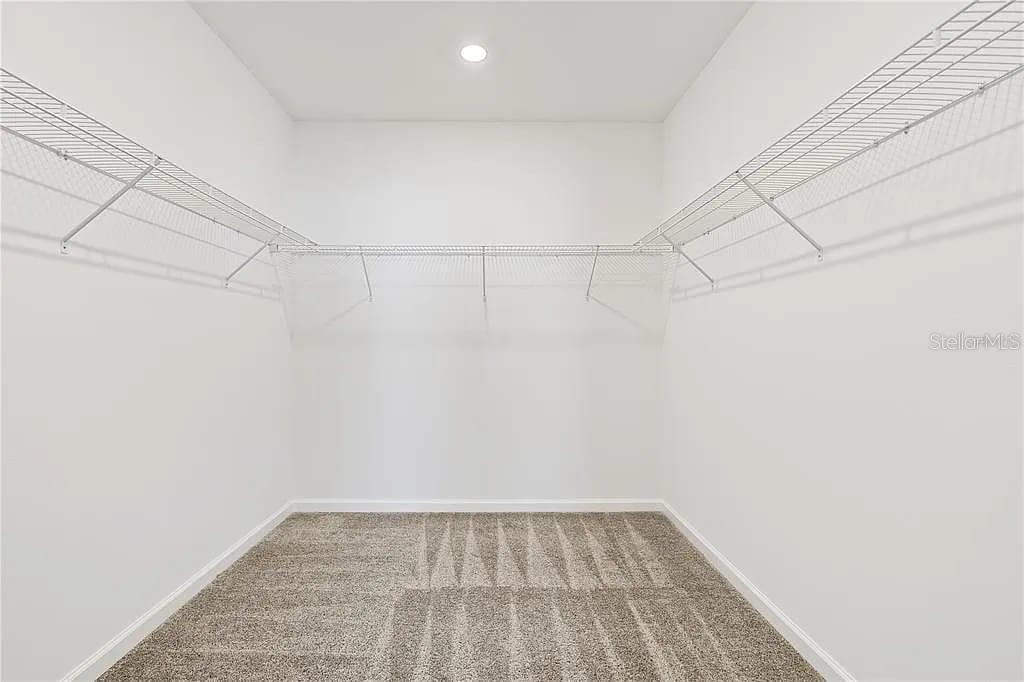 3334 Laurent Loop Property Photo 12
