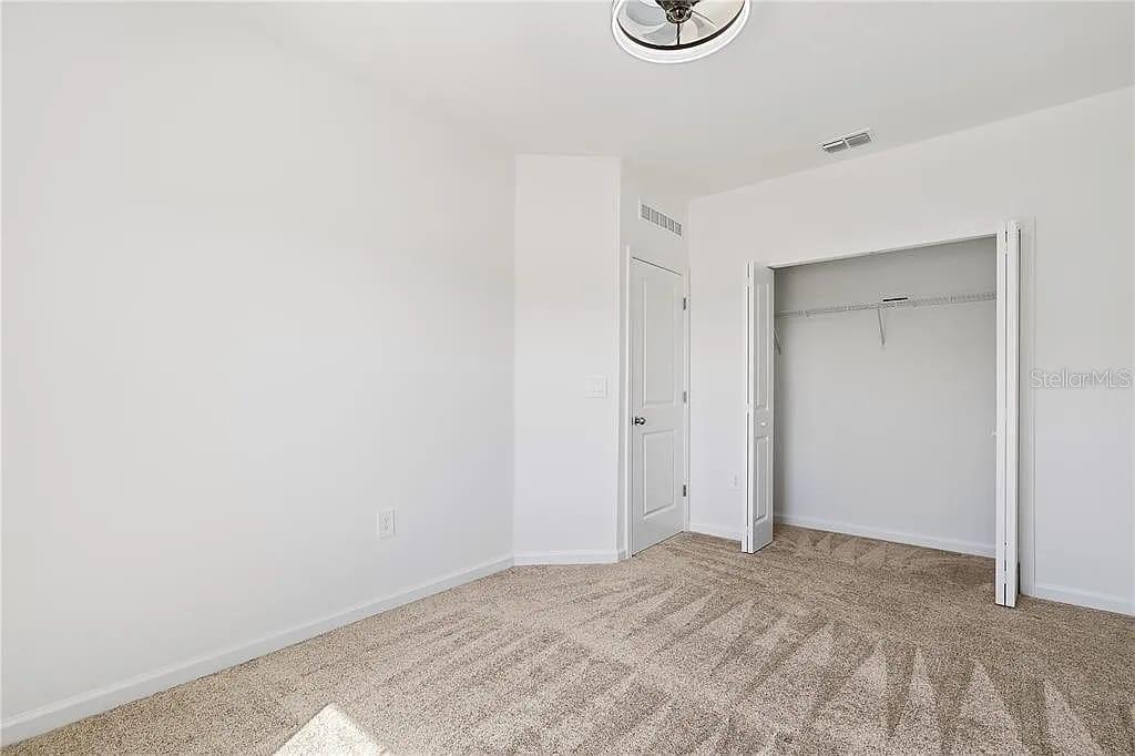 3334 Laurent Loop Property Photo 18