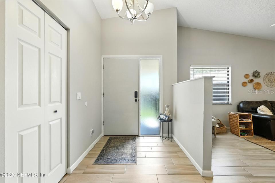 14 Navarra Ct #14 Property Photo 9
