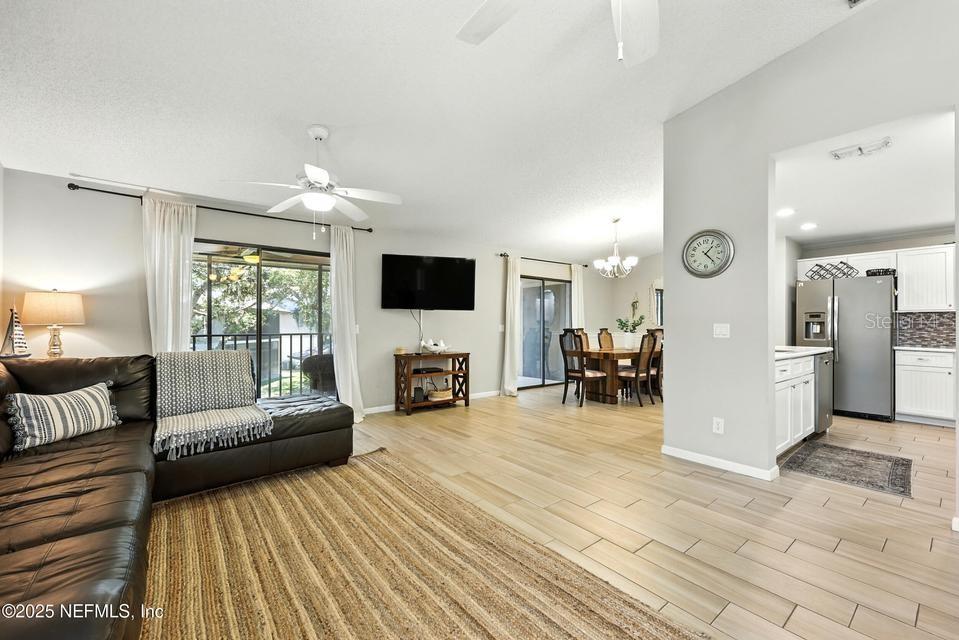 14 Navarra Ct #14 Property Photo 16