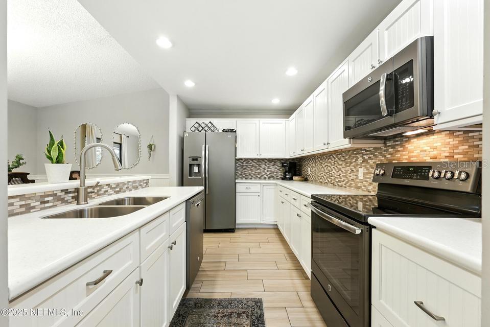 14 Navarra Ct #14 Property Photo 18