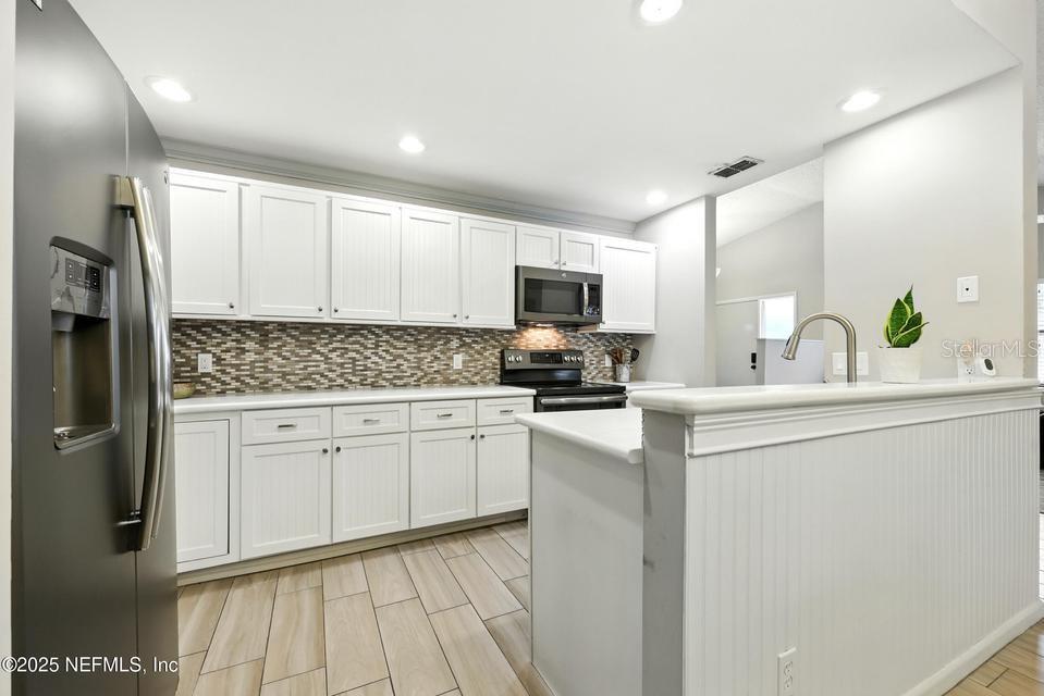 14 Navarra Ct #14 Property Photo 23