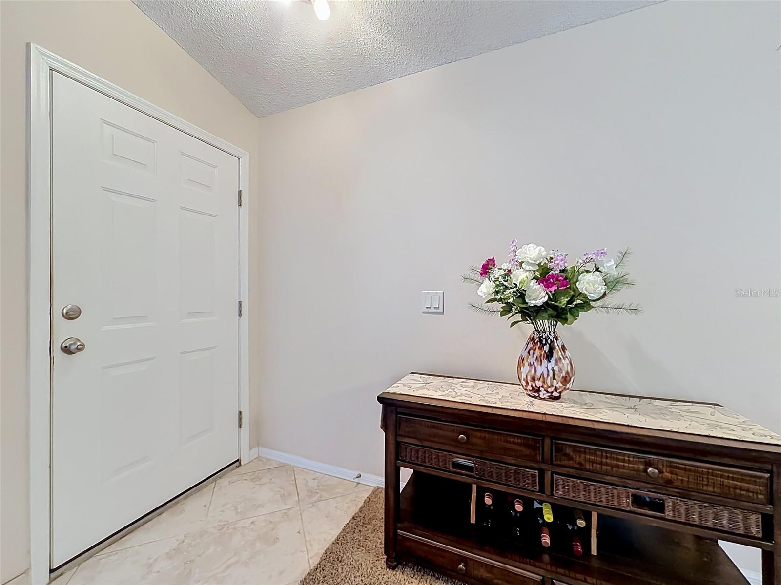 535 Via Fontana Dr #202 Property Photo 7