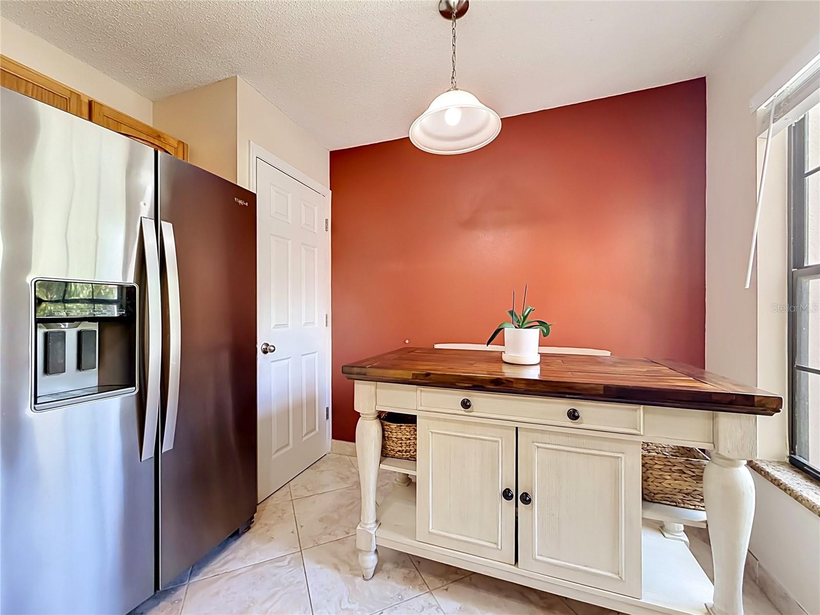 535 Via Fontana Dr #202 Property Photo 15
