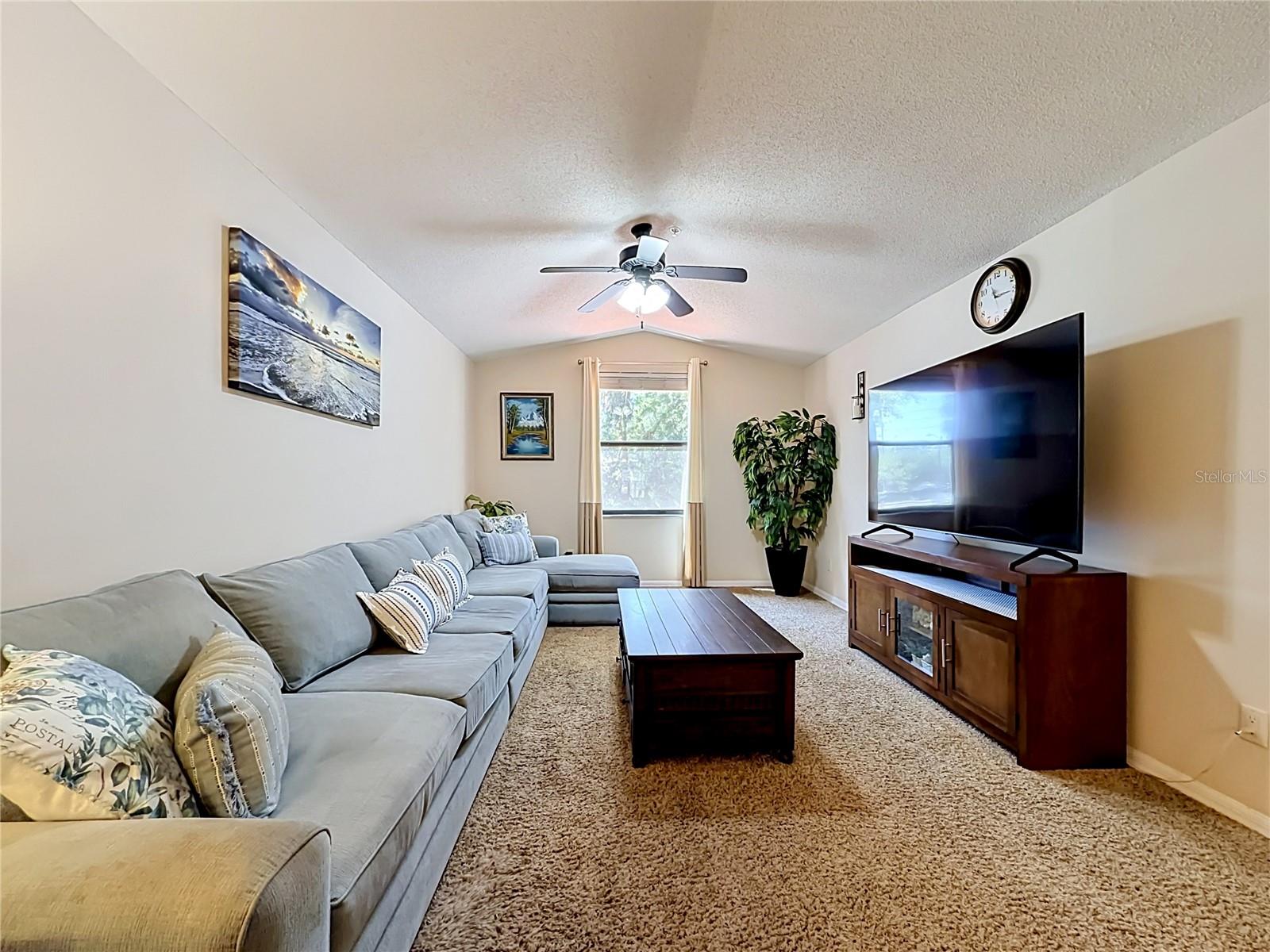 535 Via Fontana Dr #202 Property Photo 20