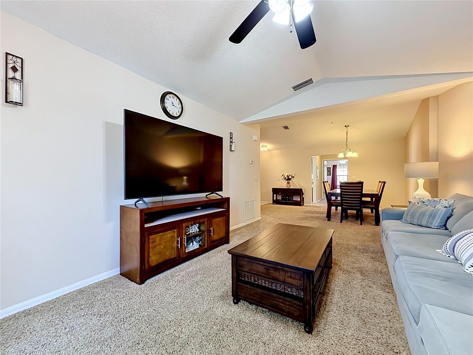 535 Via Fontana Dr #202 Property Photo 23