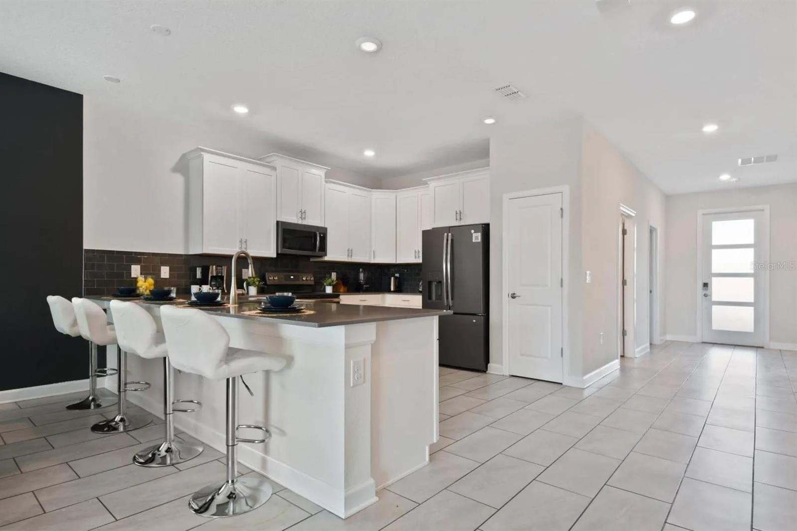 2721 Bookmark Dr Property Photo 6
