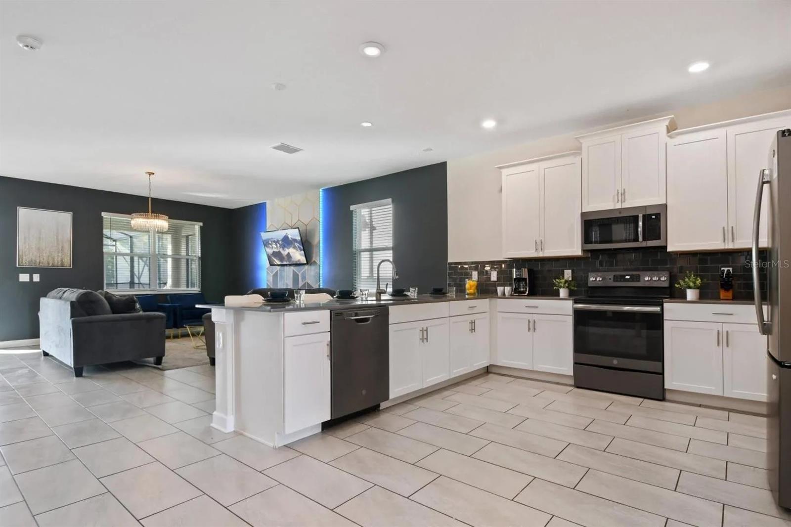 2721 Bookmark Dr Property Photo 8