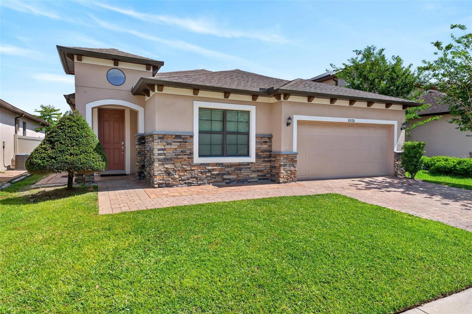 10025 Leyburn Ct Property Photo 3