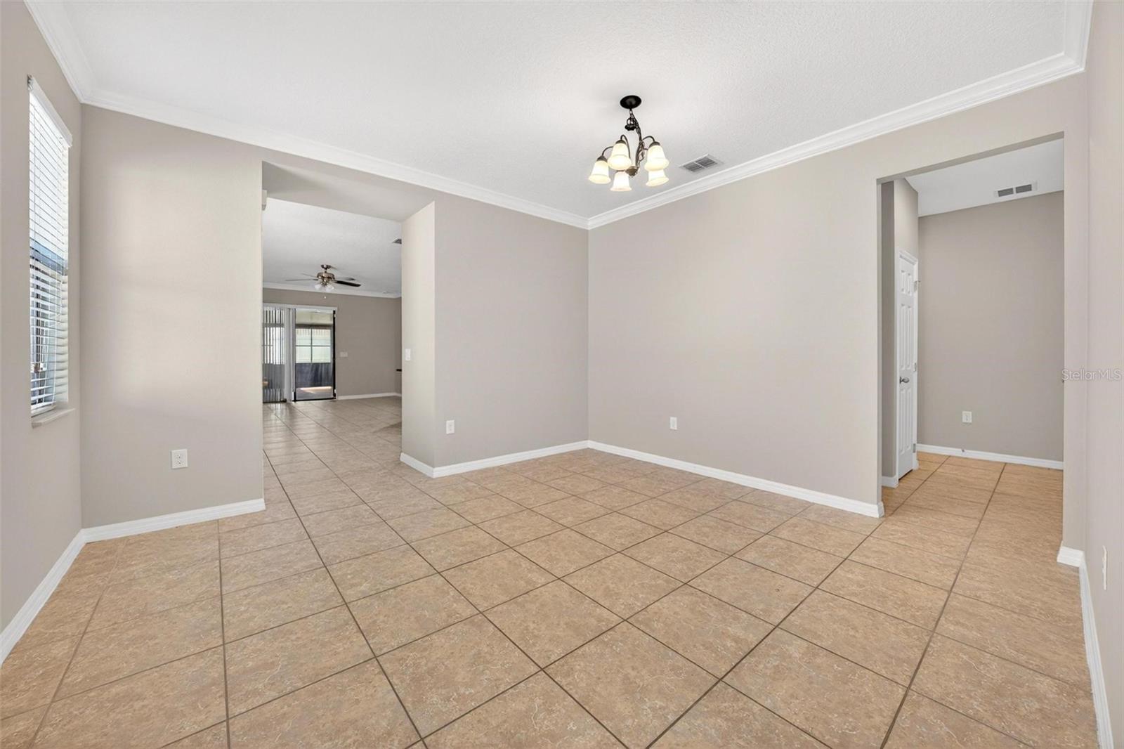 10025 Leyburn Ct Property Photo 5