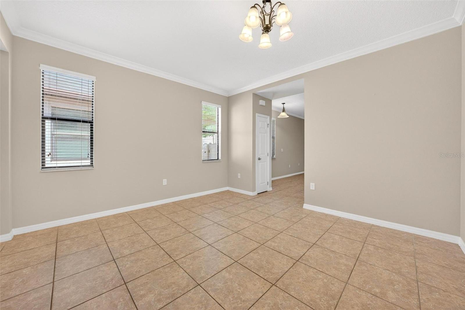 10025 Leyburn Ct Property Photo 7