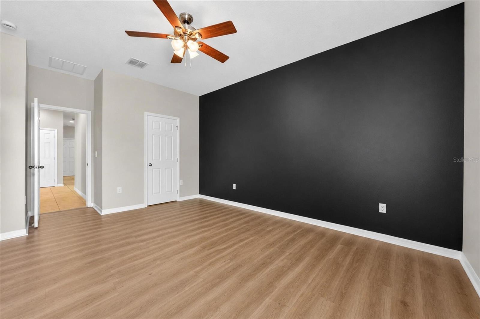 10025 Leyburn Ct Property Photo 22