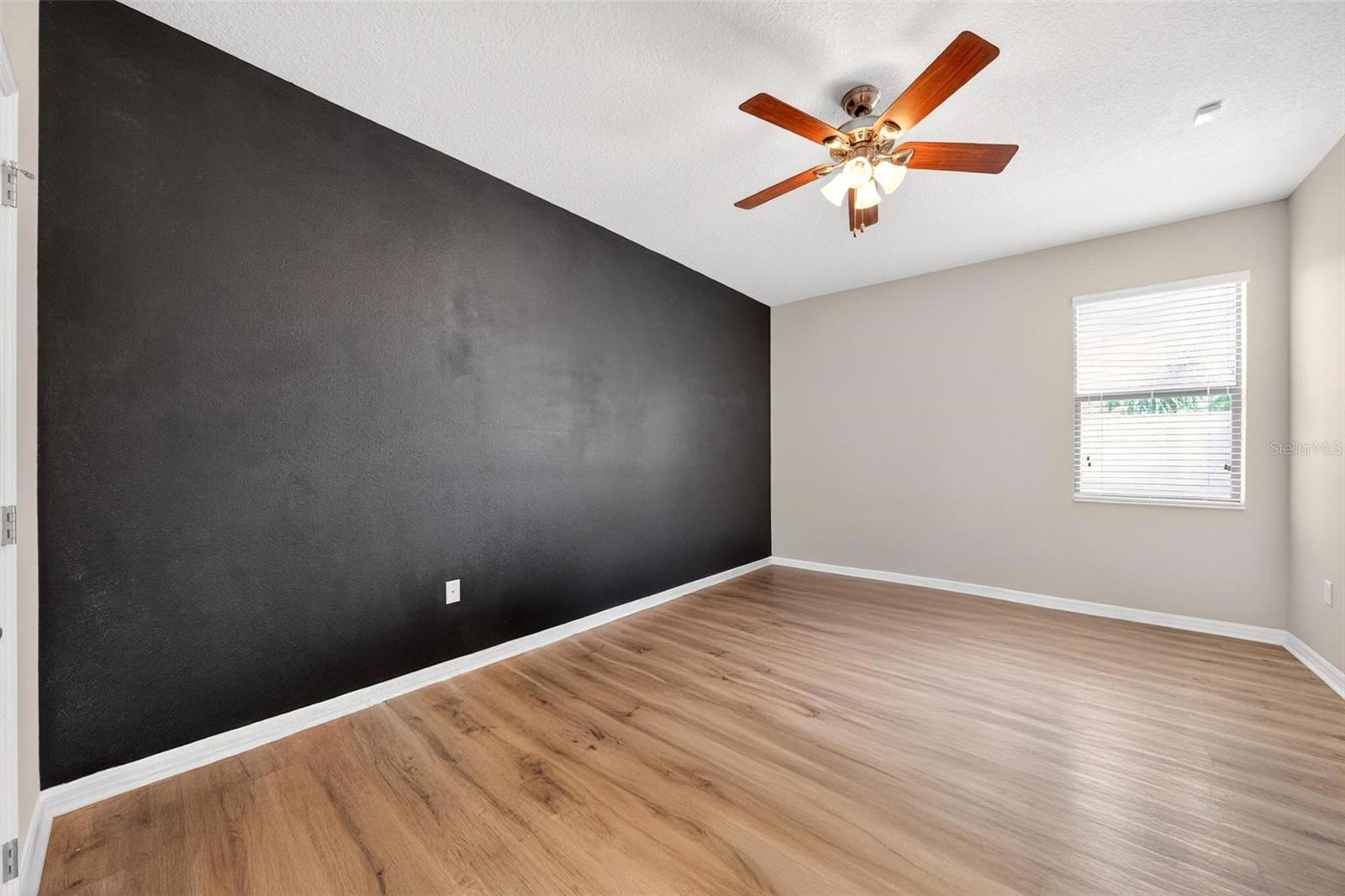 10025 Leyburn Ct Property Photo 23