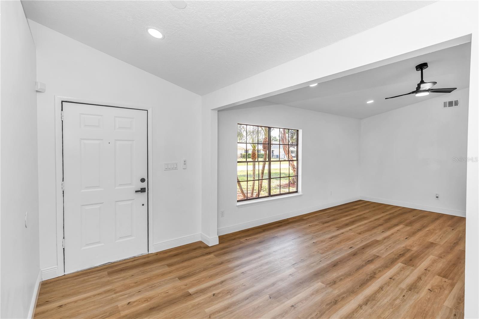 4845 Hawley Rd Property Photo 8