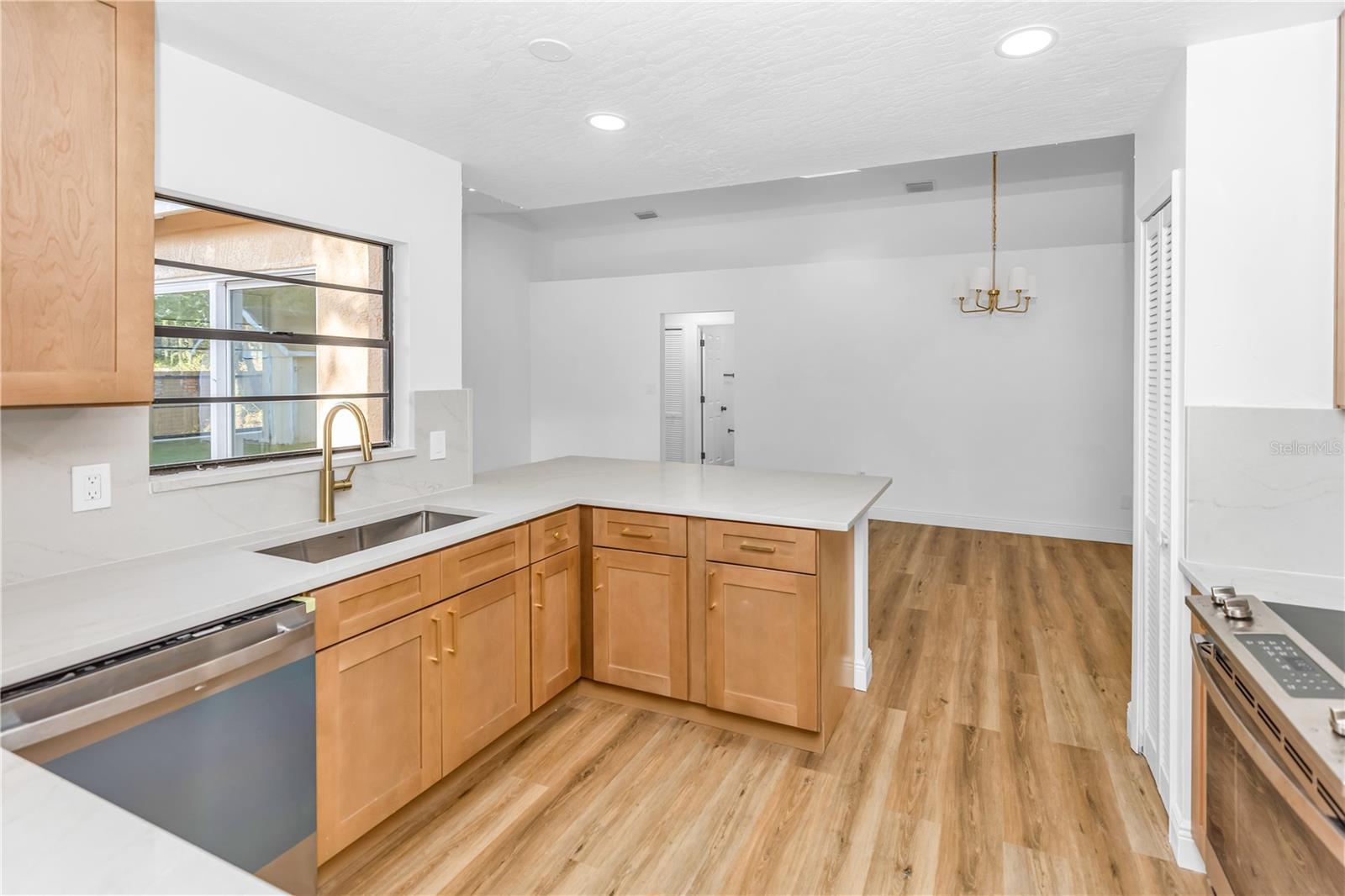 4845 Hawley Rd Property Photo 15