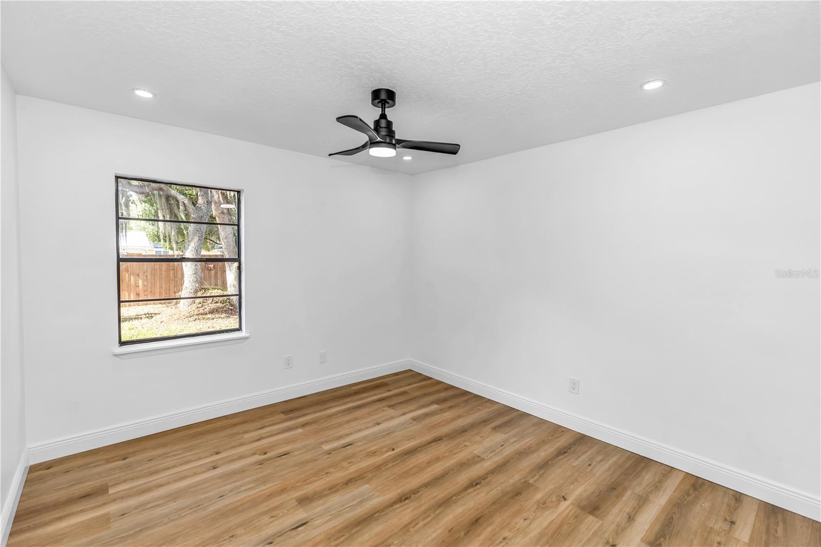 4845 Hawley Rd Property Photo 21