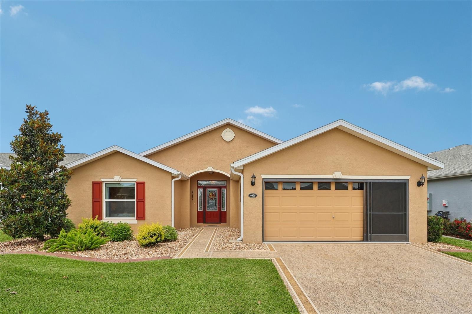 4025 ARLINGTON RIDGE BLVD Property Photo 1