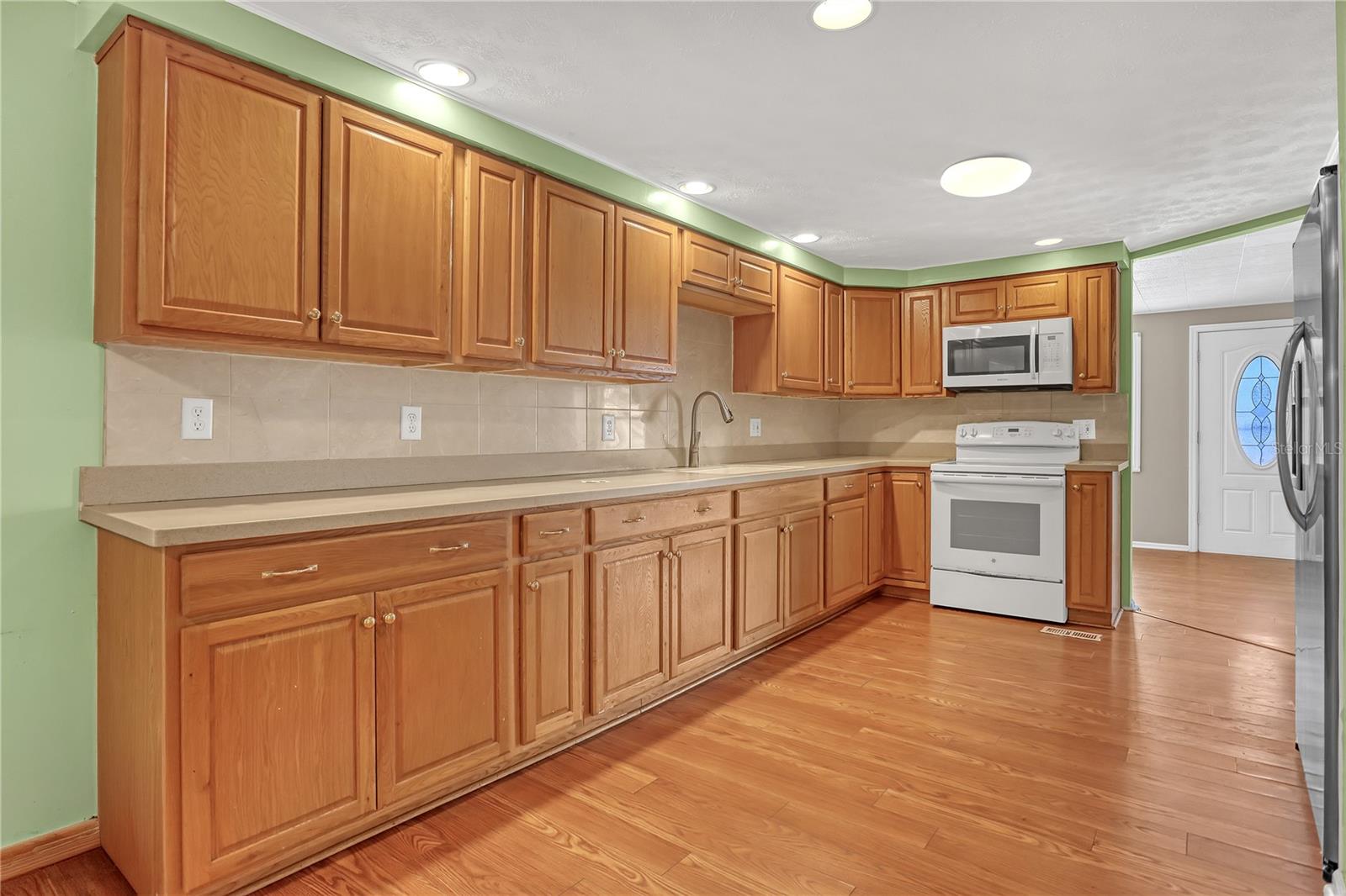 1818 Big Cypress St Ne Property Photo 10
