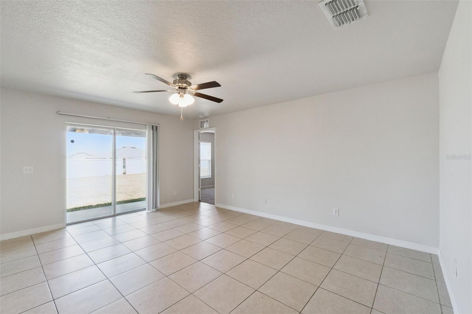 1740 Canaan Loop Property Photo 12