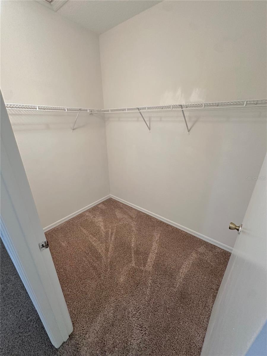 5554 Metrowest Blvd #4-201 Property Photo 14