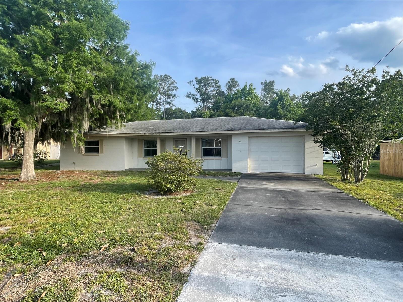 23 Lonesome Pine Trl Property Photo 1