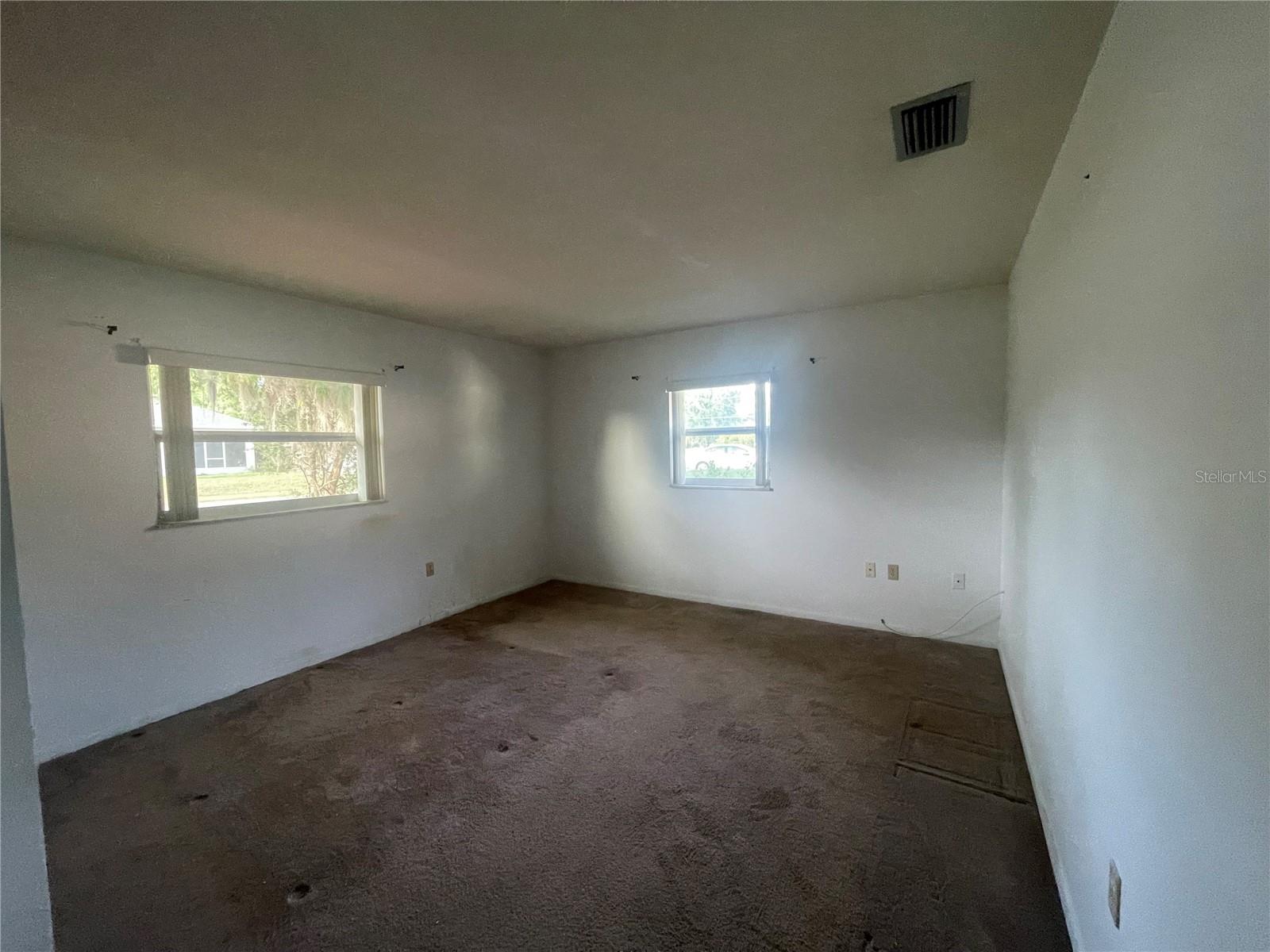 23 Lonesome Pine Trl Property Photo 12