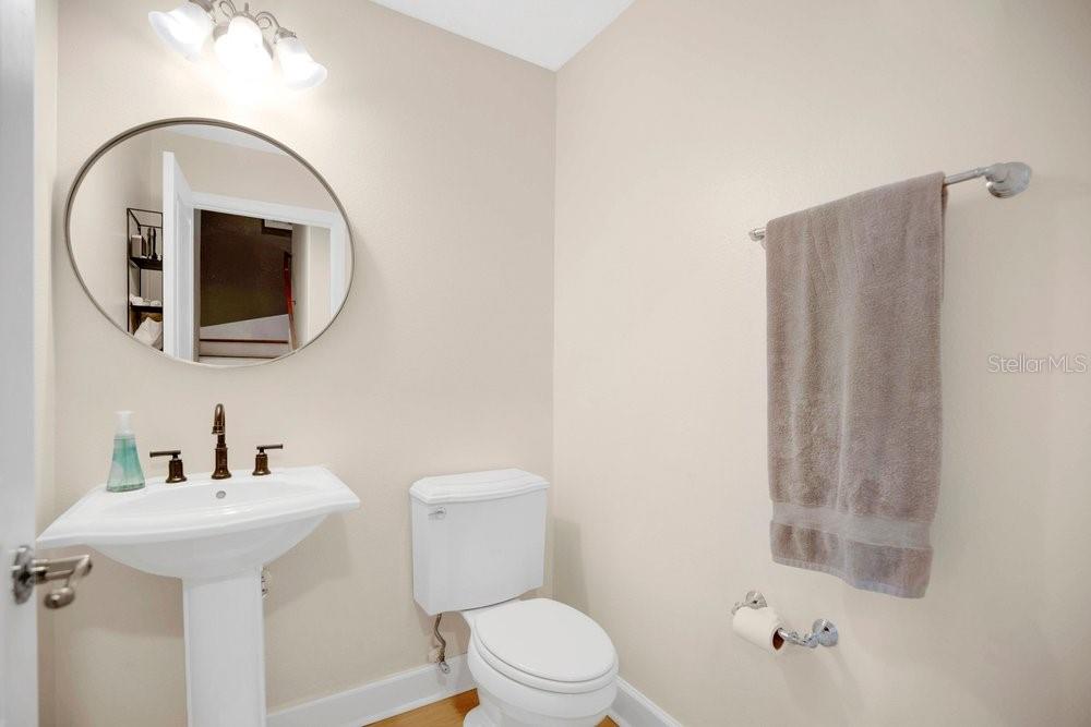 560 Copley Ln Property Photo 18