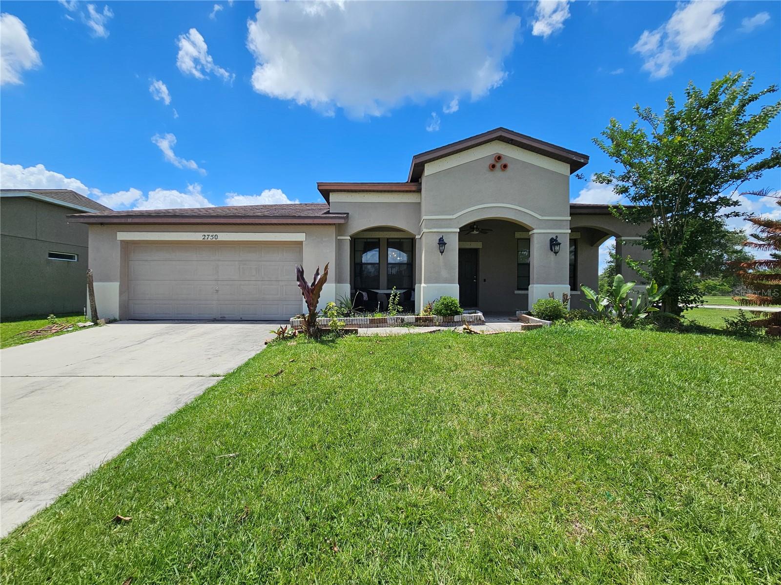 2750 CORBEL LOOP