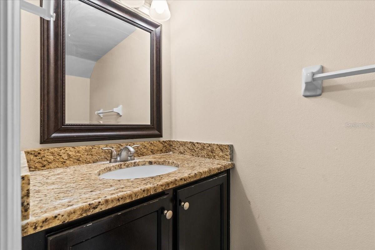 5990 Braemar Pl #106 Property Photo 8