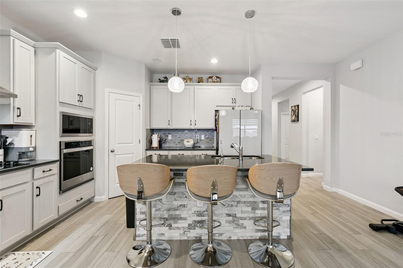 4465 Davos Dr Property Photo 16