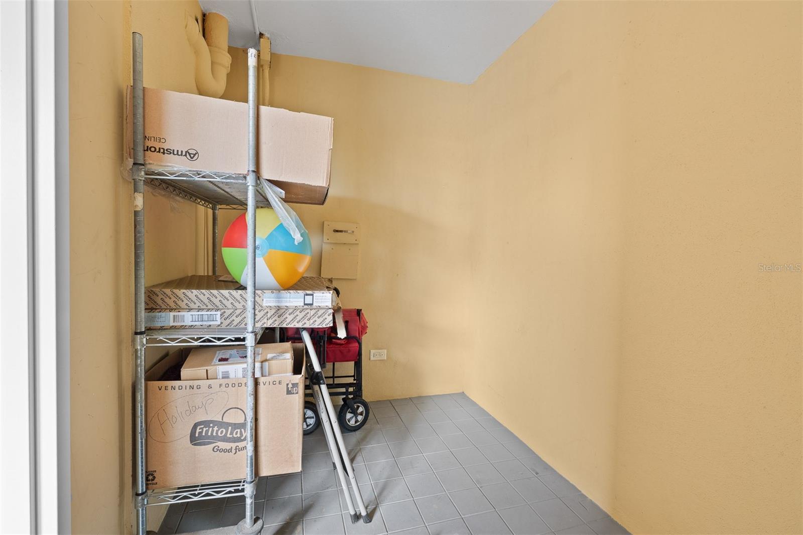 151 E Washington St #404 Property Photo 35