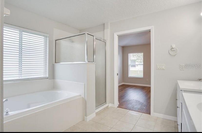 27326 Orchid Glade St Property Photo 23