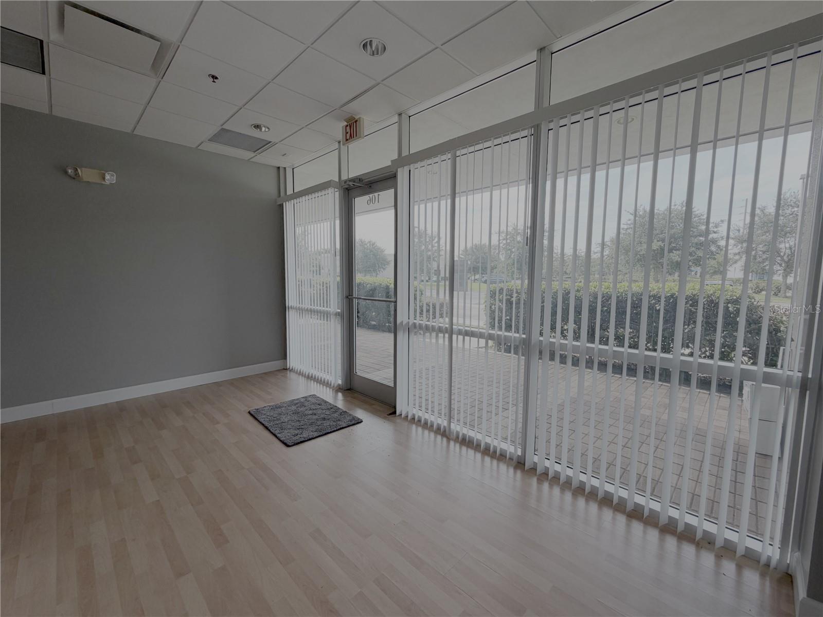 10967 Lake Underhill Rd #106 Property Photo 11