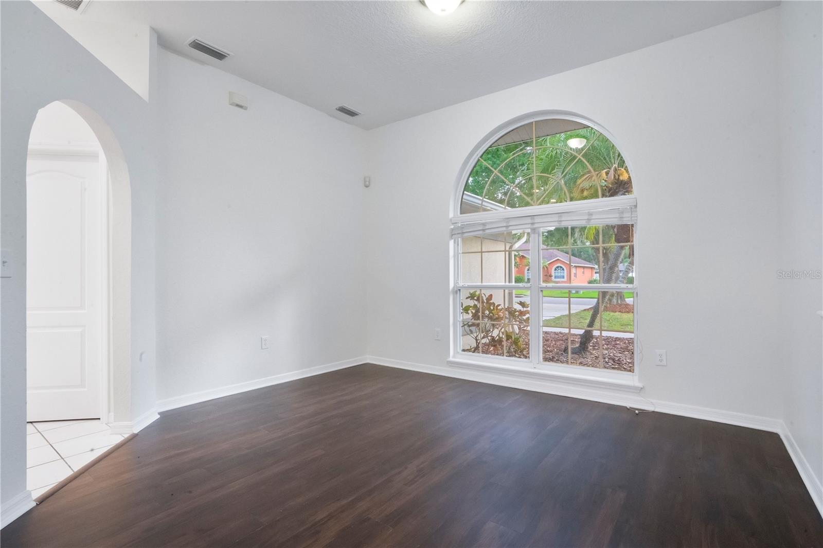3404 River Woods Dr Property Photo 5