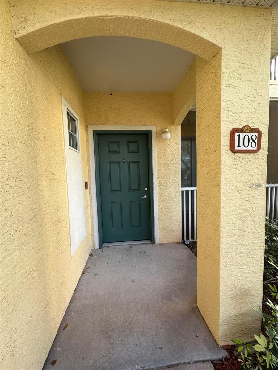 O6405585 Property Photo 1