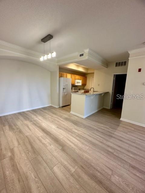 O6405585 Property Photo 6