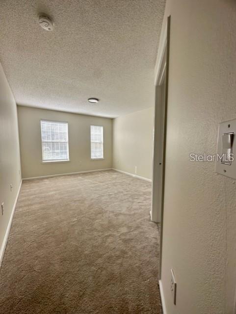 O6405585 Property Photo 13