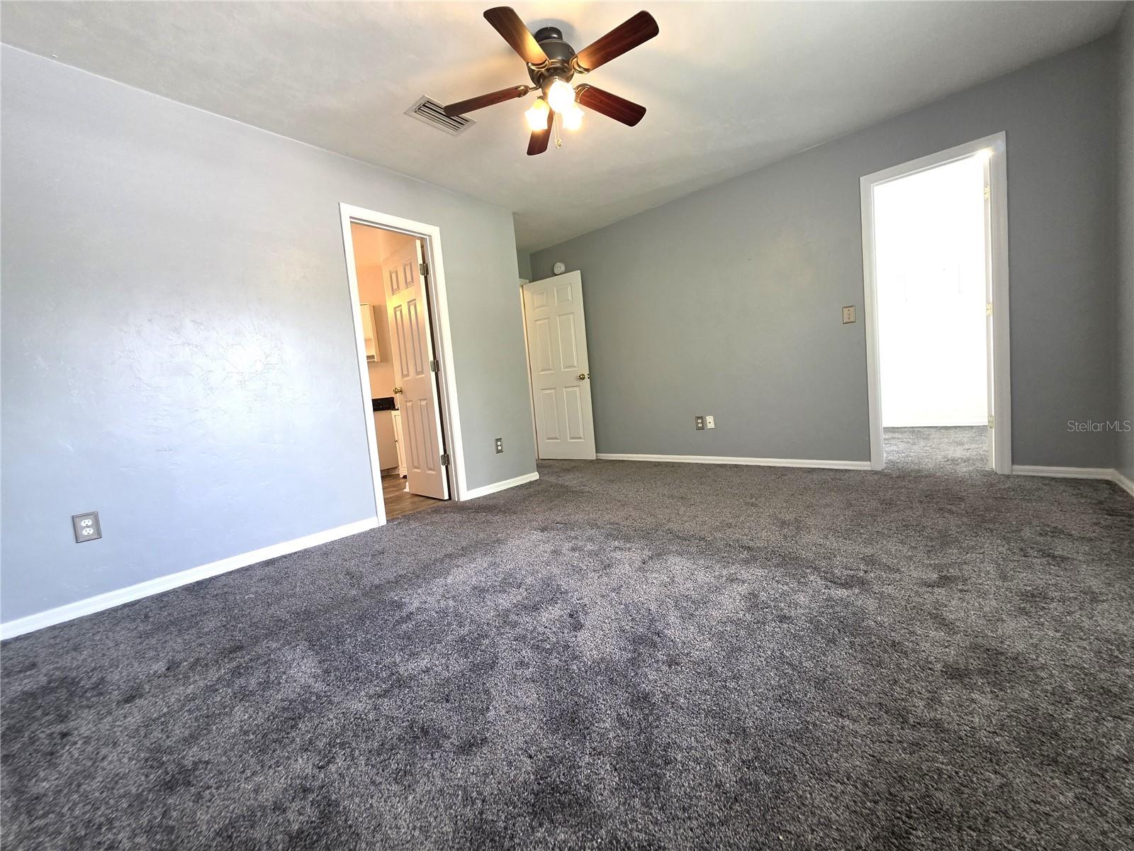 2509 Nw 37th Pl Property Photo 24