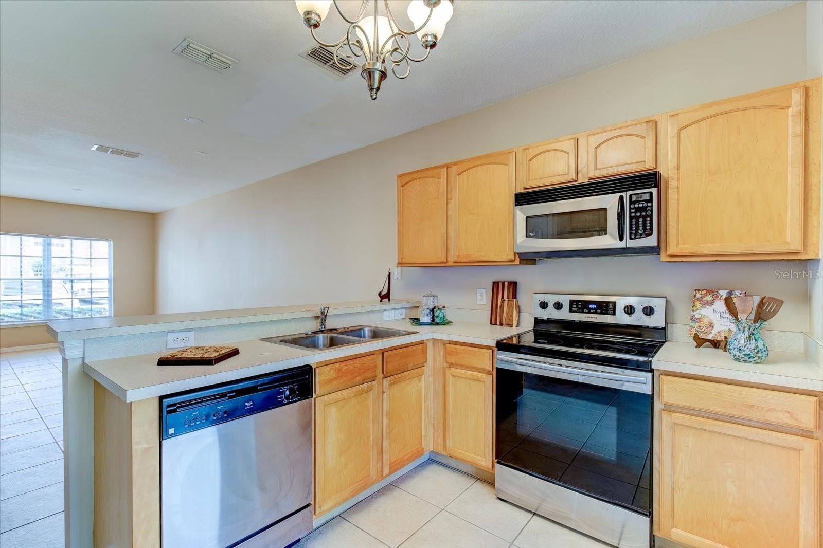 509 Wilton Cir Property Photo 5