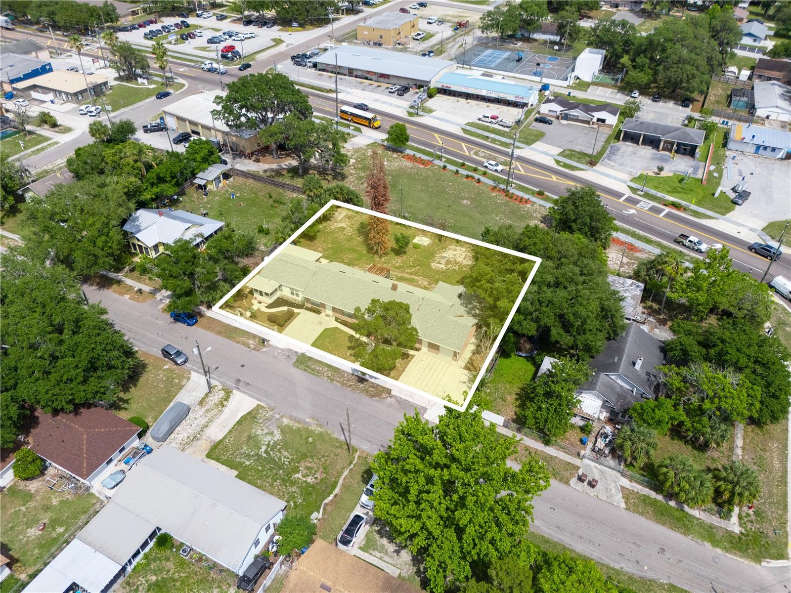 O6405616 Property Photo 5