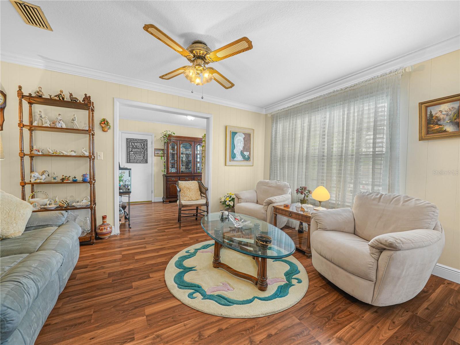 O6405616 Property Photo 9